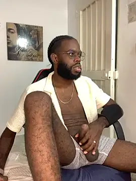 hina_porn – webcam model profile photo Image 17