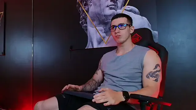 sukebegorilla – webcam model profile photo Image 2