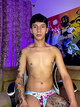 oxo_yuna_oxo – webcam model profile photo Image 16