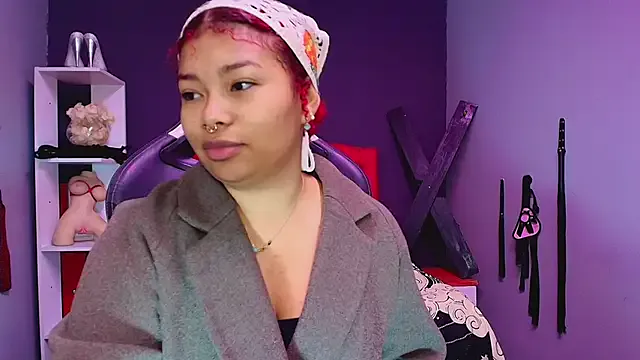 AliceSampaoli – webcam model profile photo Image 3