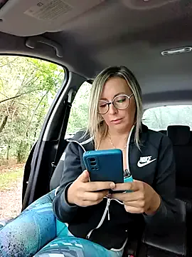 LOVE_MIREI_LOVE – webcam model profile photo Image 17