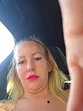 Horny_pratiksha – webcam model profile photo Image 3