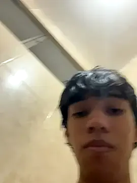 hina_porn – webcam model profile photo Image 14