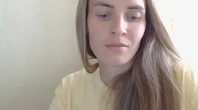 oxo_yuna_oxo – webcam model profile photo Image 2