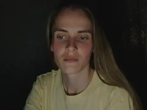 oxo_yuna_oxo – webcam model profile photo Image 3