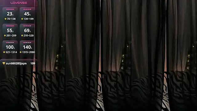 roouse – webcam model profile photo Image 8