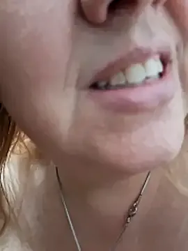 AnneRoss – webcam model profile photo Image 17