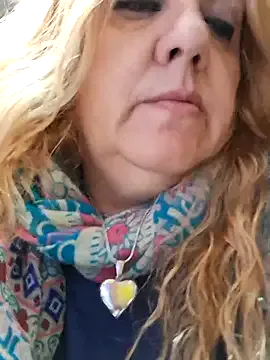 AnneRoss – webcam model profile photo Image 4