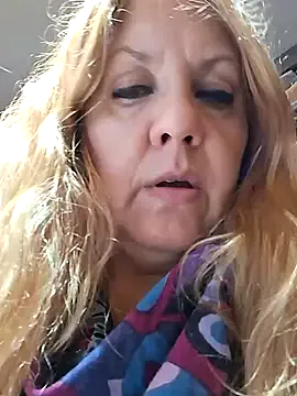 AnneRoss – webcam model profile photo Image 5