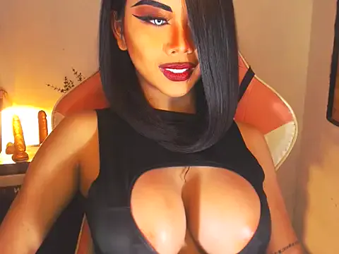 nam_tootsis – webcam model profile photo Image 3