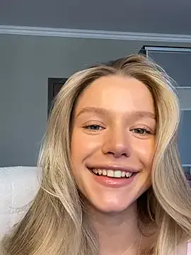 maataaan – webcam model profile photo Image 5