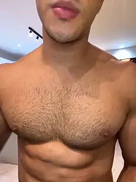 paroncho – webcam model profile photo Image 9