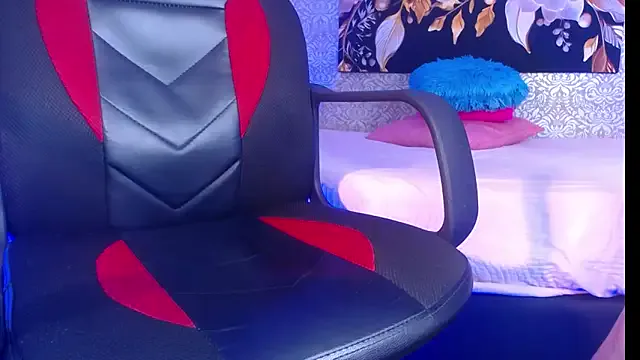 fresh_b1ood – webcam model profile photo Image 17