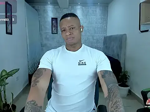 oxo_yuna_oxo – webcam model profile photo Image 9