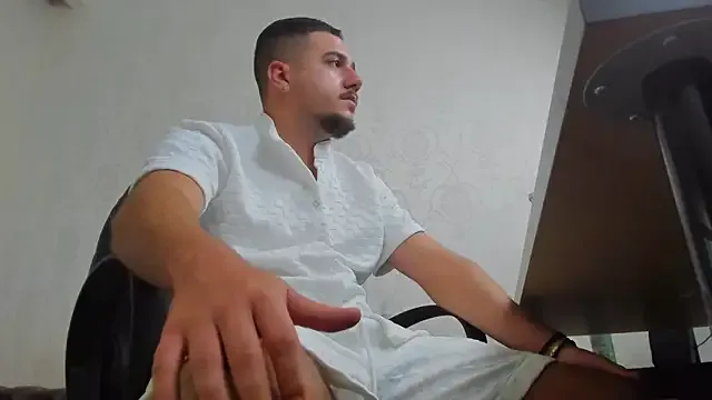 oxo_yuna_oxo – webcam model profile photo Image 11