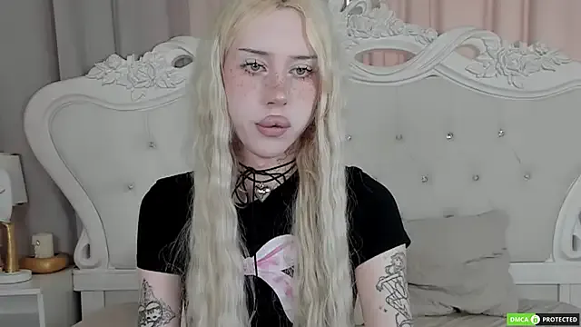 Yui-Ch – webcam model profile photo Image 13