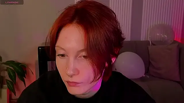 oxo_yuna_oxo – webcam model profile photo Image 12