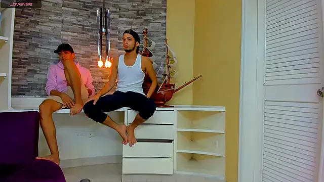 oxo_yuna_oxo – webcam model profile photo Image 2