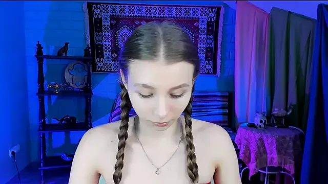 oxo_yuna_oxo – webcam model profile photo Image 19