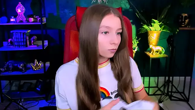 oxo_yuna_oxo – webcam model profile photo Image 4