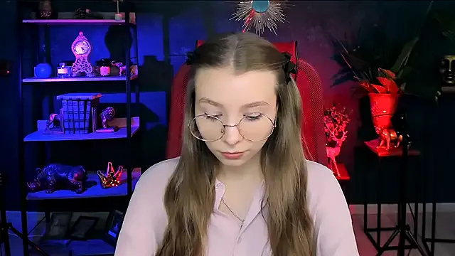 oxo_yuna_oxo – webcam model profile photo Image 5