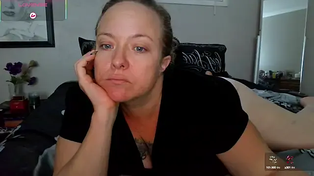 oxo_yuna_oxo – webcam model profile photo Image 9