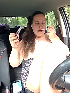 roouse – webcam model profile photo Image 14