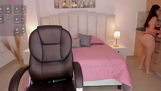 oxo_yuna_oxo – webcam model profile photo Image 6