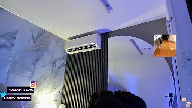 KarlaColleman – webcam model profile photo Image 17