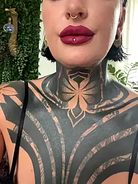 Garima_G – webcam model profile photo Image 17