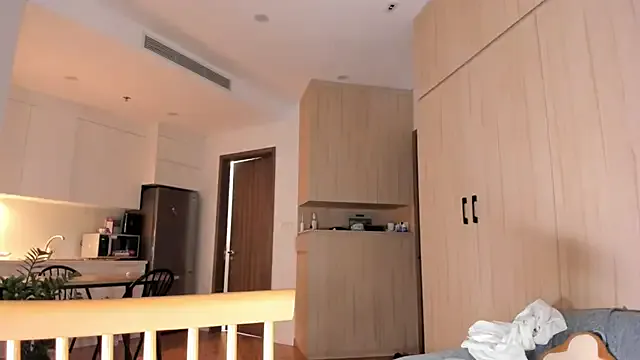 oxo_yuna_oxo – webcam model profile photo Image 11