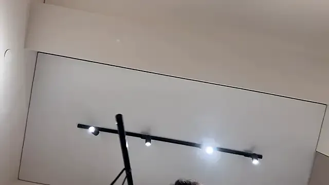 Sexandfire – webcam model profile photo Image 19