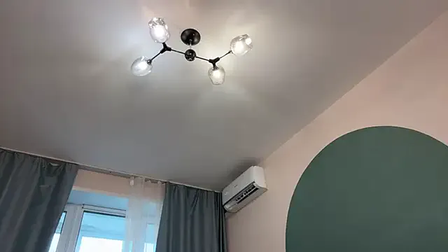 Sexandfire – webcam model profile photo Image 4