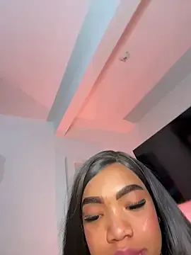 oxo_yuna_oxo – webcam model profile photo Image 15