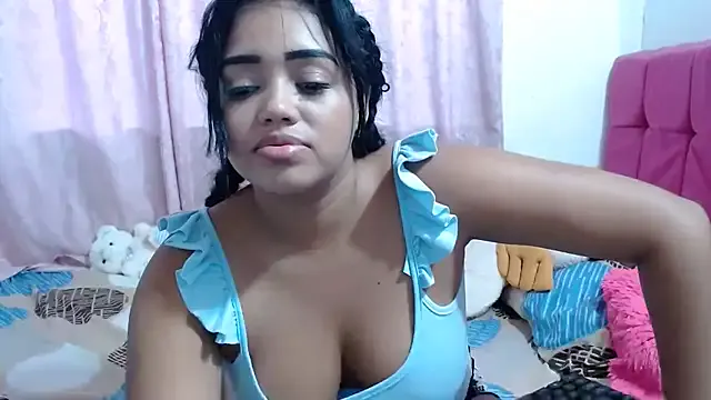kiara_milf_ Image 4