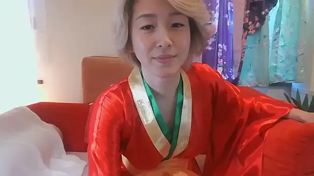 oxo_yuna_oxo – webcam model profile photo Image 5