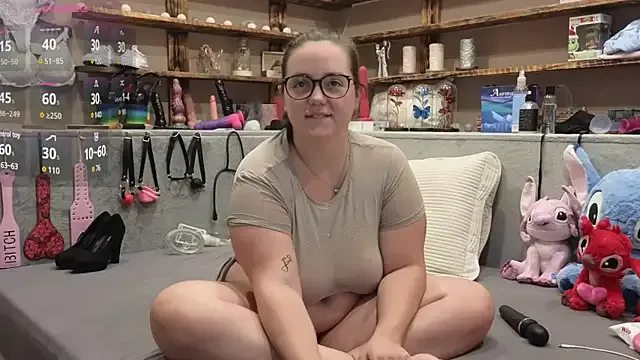 Queen_sofiyaa – webcam model profile photo Image 4