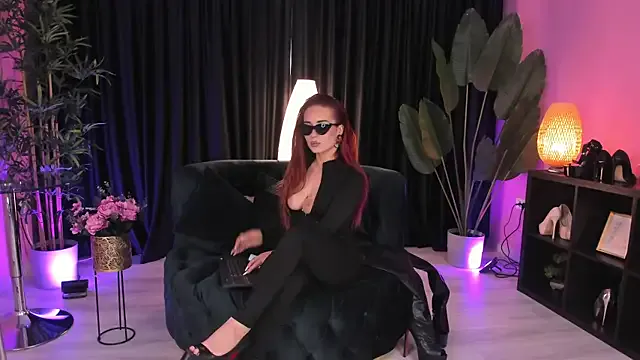 LilianMendoza – webcam model profile photo Image 18