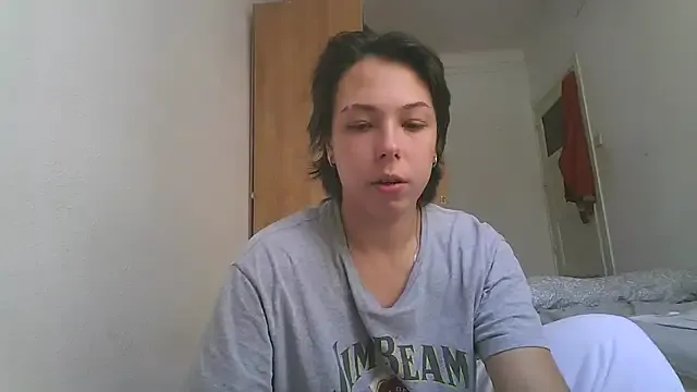 ClaireThonpsom – webcam model profile photo Image 2