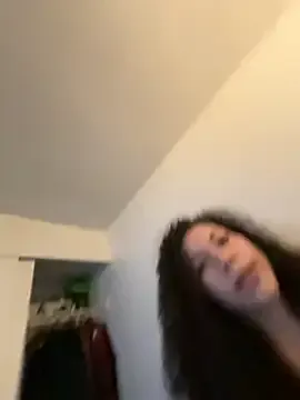 ladylavish – webcam model profile photo