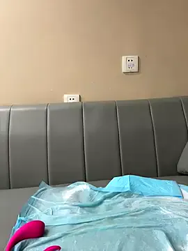 dirtypub – webcam model profile photo Image 4