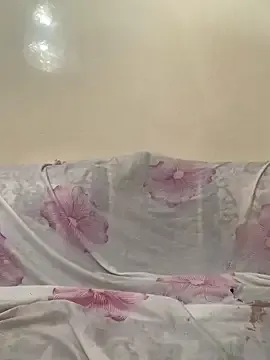 Inaa-Love – webcam model profile photo Image 11