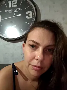 oxo_yuna_oxo – webcam model profile photo Image 11