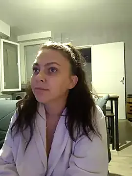 oxo_yuna_oxo – webcam model profile photo Image 14