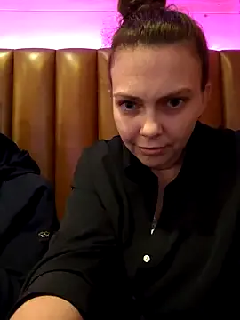 oxo_yuna_oxo – webcam model profile photo Image 17