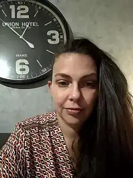 oxo_yuna_oxo – webcam model profile photo Image 5