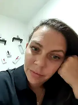 oxo_yuna_oxo – webcam model profile photo Image 9