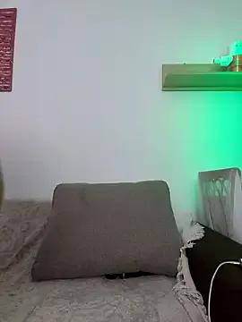 oxo_yuna_oxo – webcam model profile photo Image 15