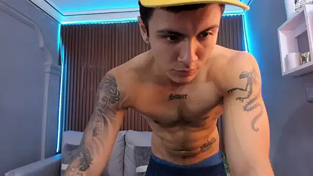 Benson18y – webcam model profile photo Image 18