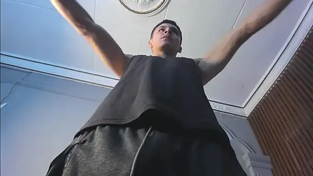 Benson18y – webcam model profile photo Image 8